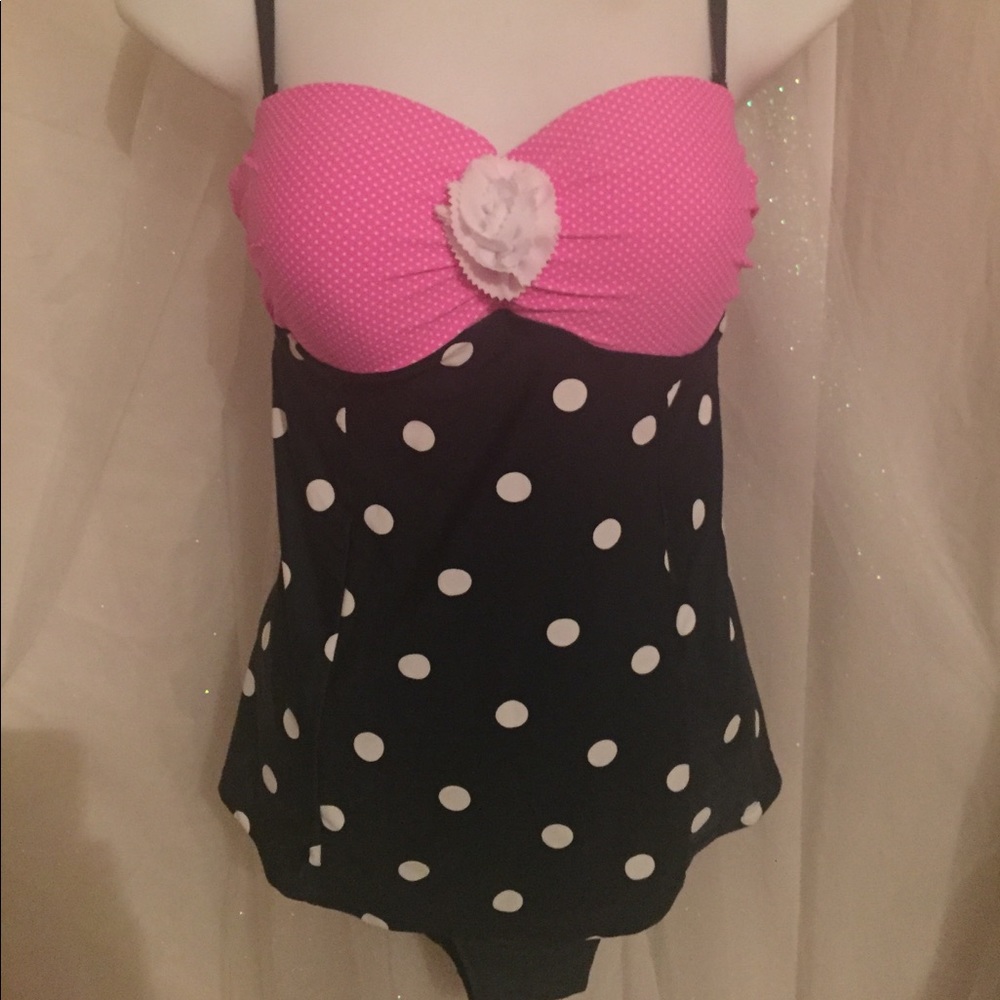 NWT COCO Limon swimsuit Pin Up Style